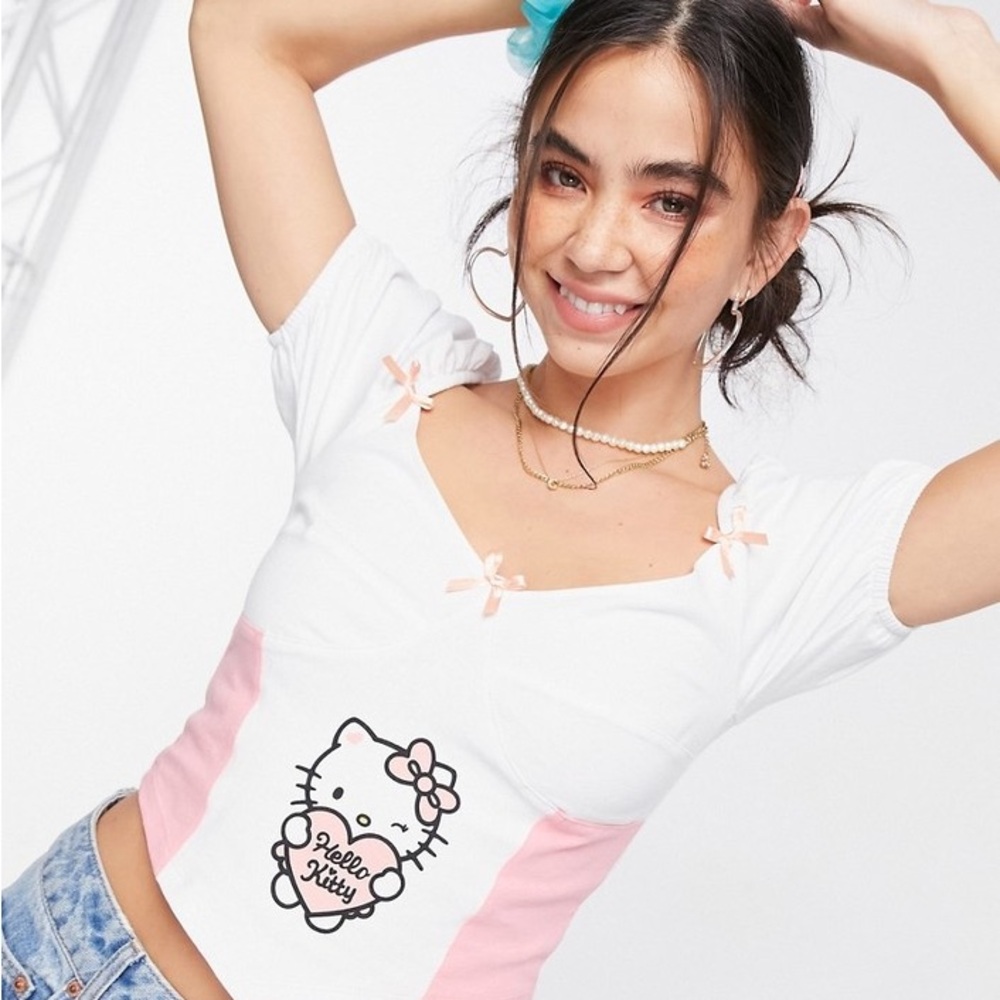 New girl order hello kitty corset top